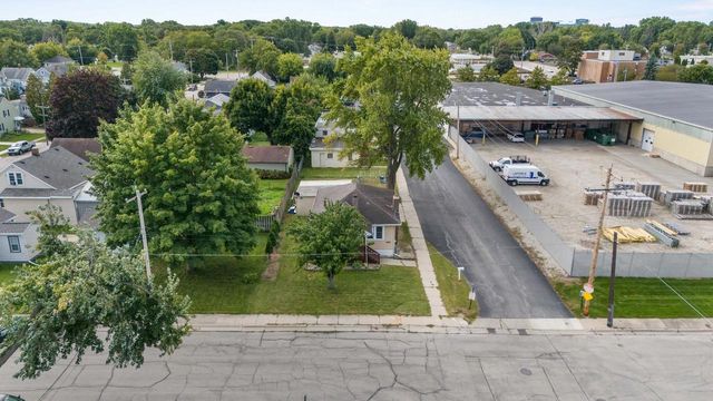 1027 LAKE STREET, Green Bay, WI 54303