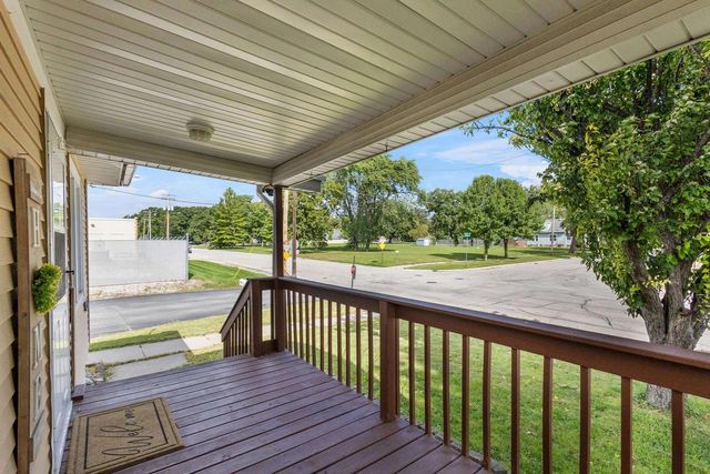 1027 LAKE STREET, Green Bay, WI 54303