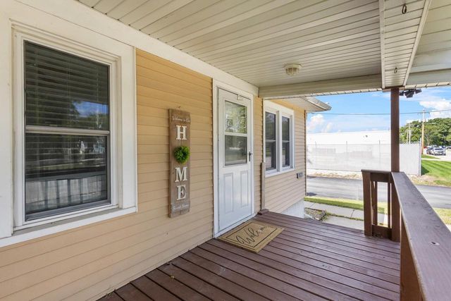 1027 LAKE STREET, Green Bay, WI 54303