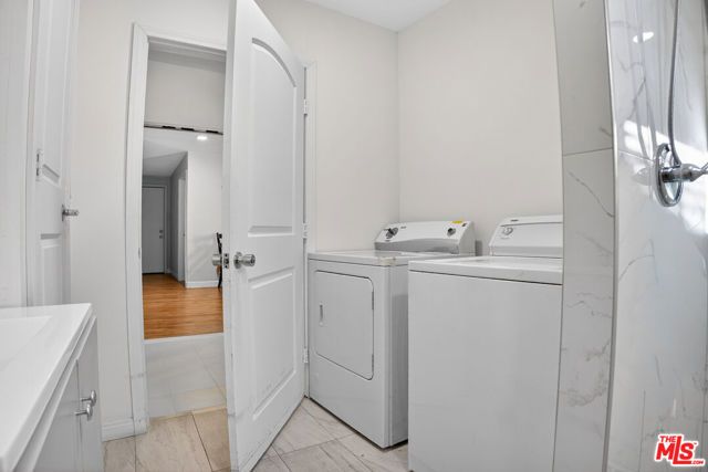 18813 Cantlay Street, Reseda (los Angeles), CA 91335