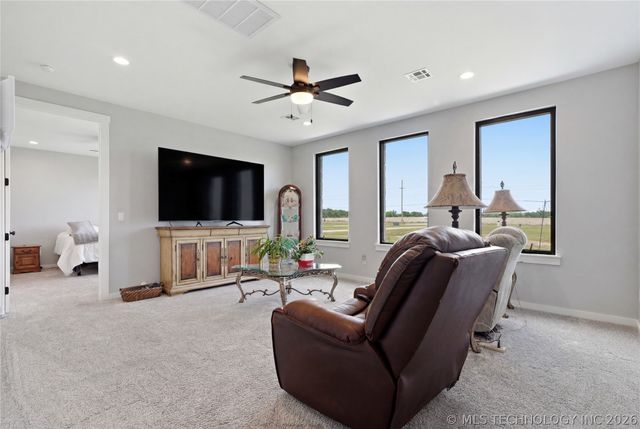 5882 E 171st Street S, Bixby, OK 74008