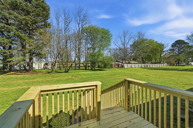 11001 River Trail Drive, Scott, AR 72141