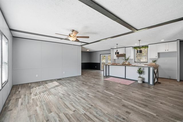 11001 River Trail Drive, Scott, AR 72141