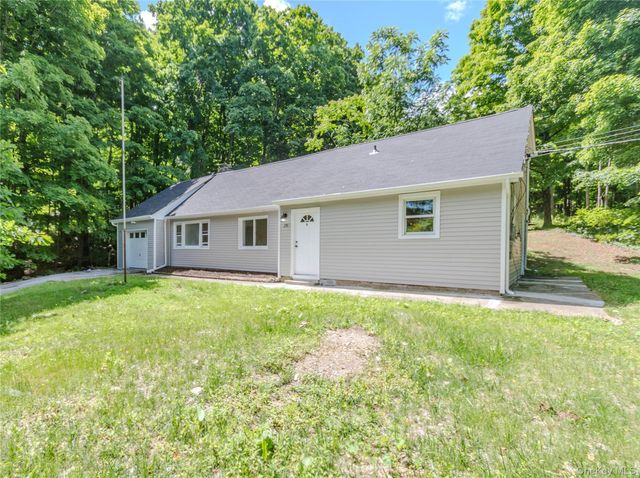 26 Old Hollow Road, Clinton Corners, NY 12514