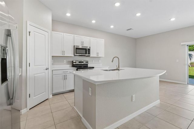 2470 PARAVANE WAY, Wesley Chapel, FL 33543