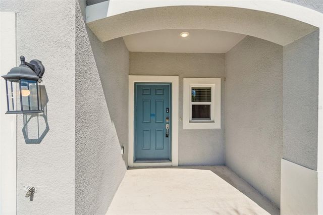 2470 PARAVANE WAY, Wesley Chapel, FL 33543