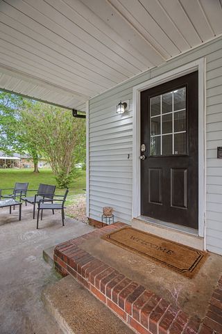 804 3rd St, Lawrenceburg, TN 38464
