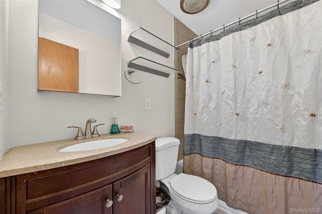2 Grove Avenue, Greenwood Lake, NY 10925