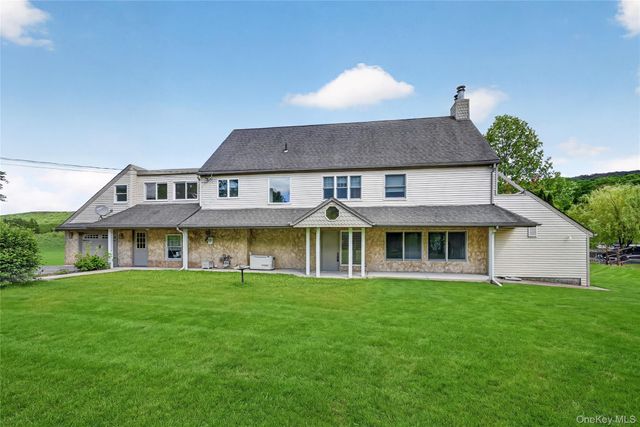 2 Grove Avenue, Greenwood Lake, NY 10925