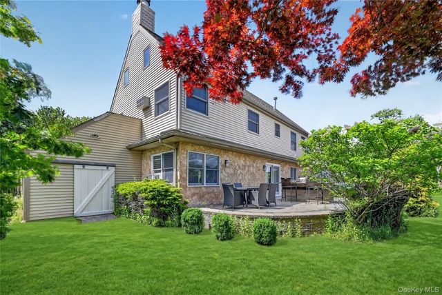 2 Grove Avenue, Greenwood Lake, NY 10925