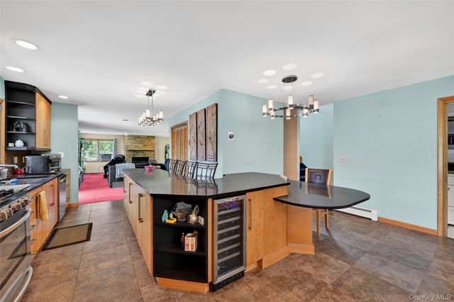 2 Grove Avenue, Greenwood Lake, NY 10925