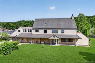 2 Grove Avenue, Greenwood Lake, NY 10925