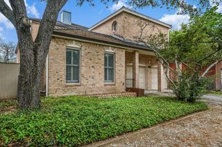 902 W 18th ST B, Austin, TX 78701