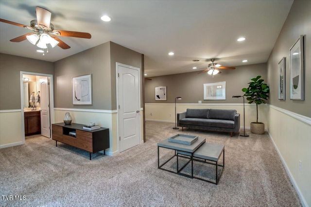 152 Faith Circle, Johnson City, TN 37604