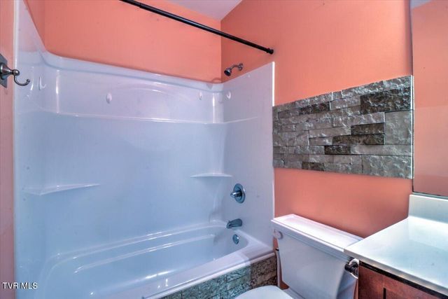 152 Faith Circle, Johnson City, TN 37604