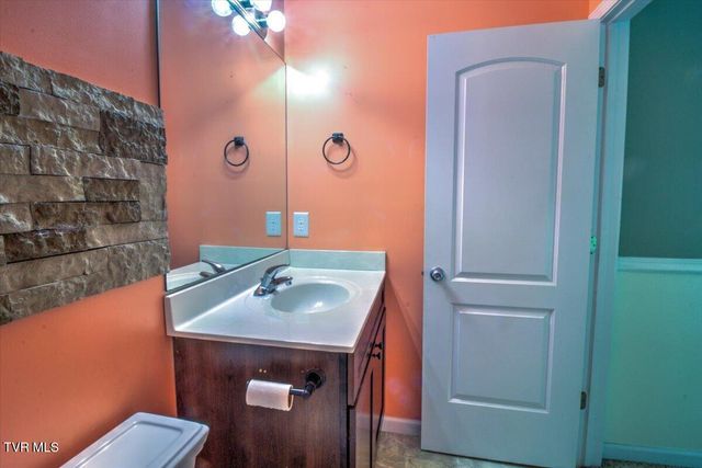 152 Faith Circle, Johnson City, TN 37604