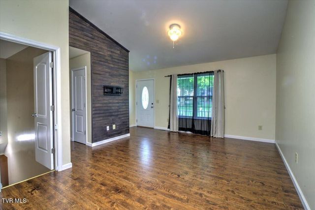 152 Faith Circle, Johnson City, TN 37604