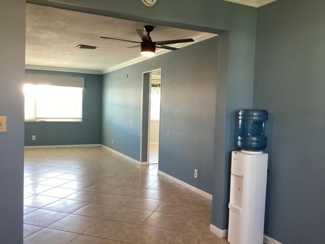 606 SW 15th Street, Boynton Beach, FL 33426