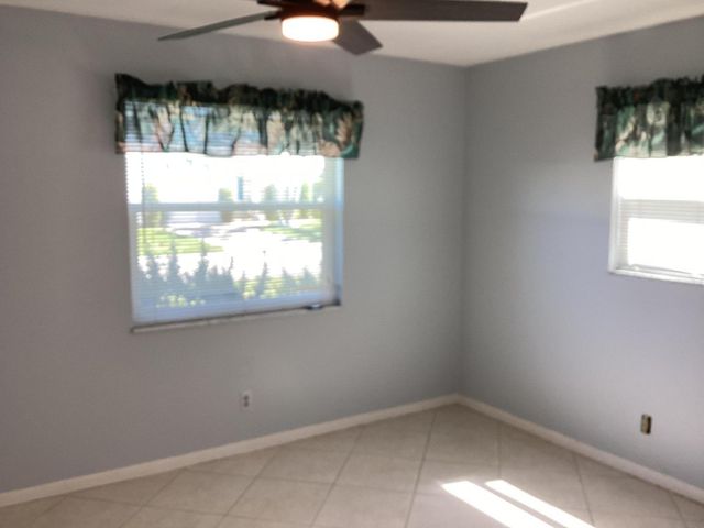 606 SW 15th Street, Boynton Beach, FL 33426