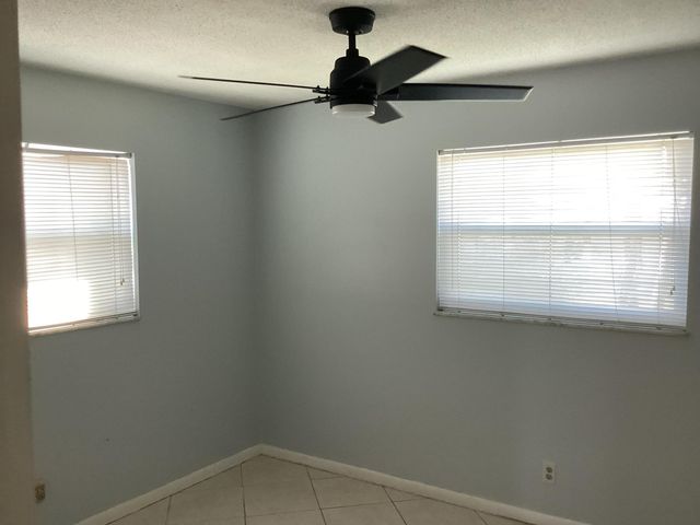 606 SW 15th Street, Boynton Beach, FL 33426