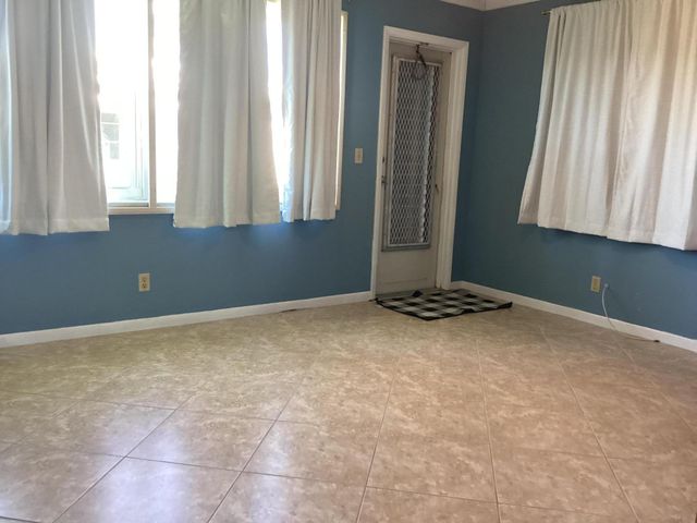 606 SW 15th Street, Boynton Beach, FL 33426