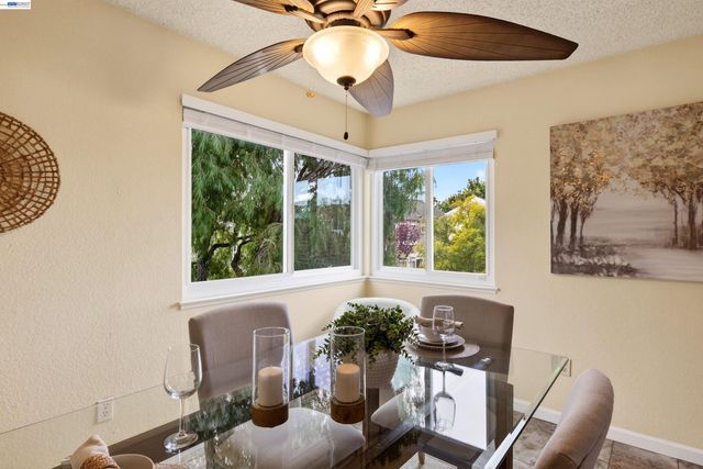 137 PARFAIT LN, Alameda, CA 94502