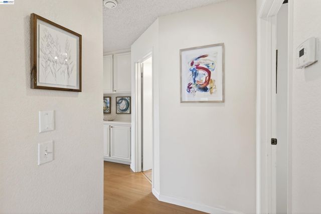 137 PARFAIT LN, Alameda, CA 94502