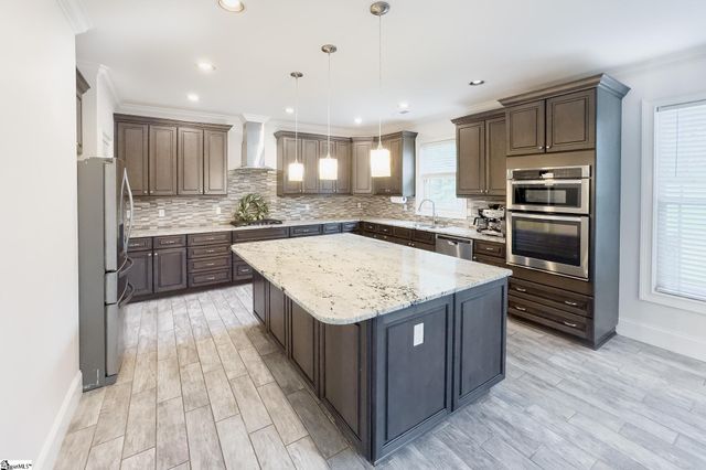 740 N Alamosa Drive, Boiling Springs, SC 29316