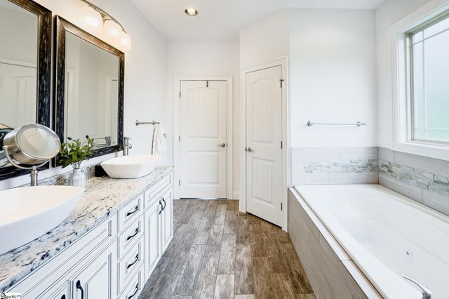 740 N Alamosa Drive, Boiling Springs, SC 29316