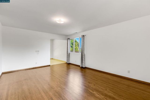 2187 Pyramid Dr, Richmond, CA 94803