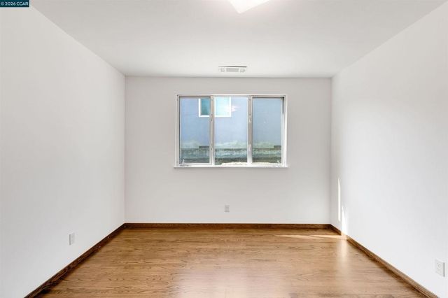 2187 Pyramid Dr, Richmond, CA 94803