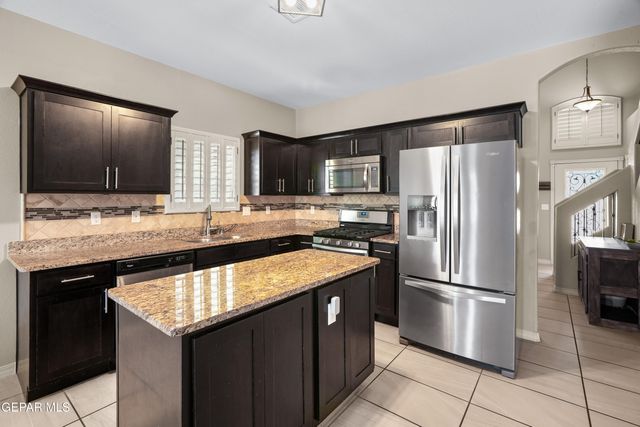 3104 JAVA CHIP Place, El Paso, TX 79938