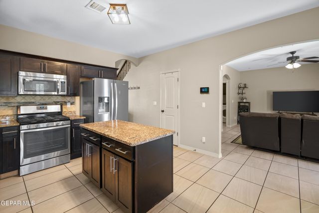 3104 JAVA CHIP Place, El Paso, TX 79938