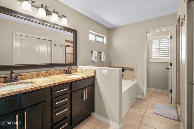 3104 JAVA CHIP Place, El Paso, TX 79938