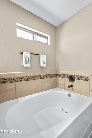 3104 JAVA CHIP Place, El Paso, TX 79938