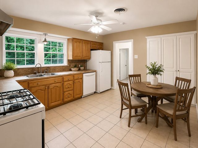 2708 Hunter Street, Fort Worth, TX 76112