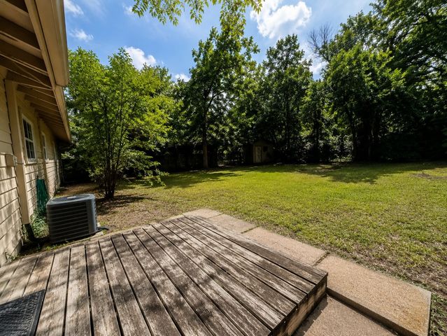 2708 Hunter Street, Fort Worth, TX 76112