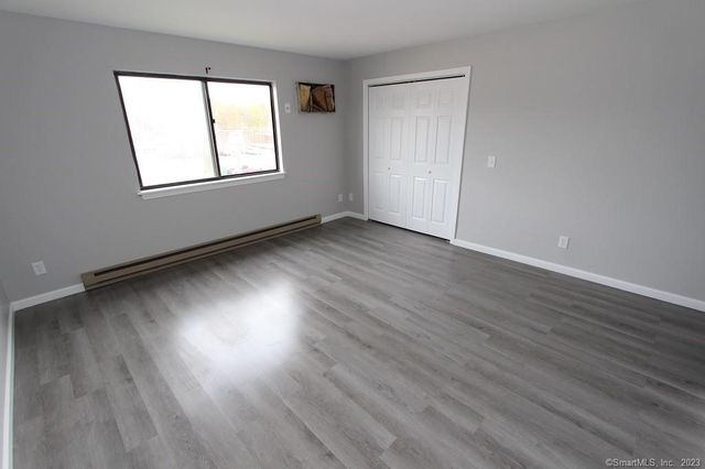 1400 Meriden Road APT 5-2, Waterbury, CT 06705