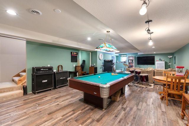 1900 Hillside ROAD, Slinger, WI 53086