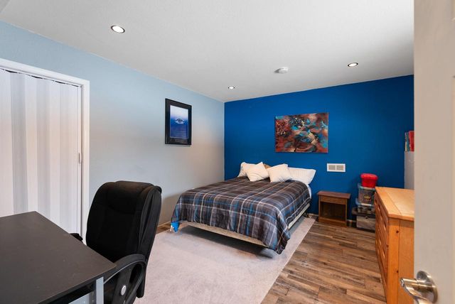 1900 Hillside ROAD, Slinger, WI 53086