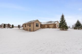1900 Hillside ROAD, Slinger, WI 53086