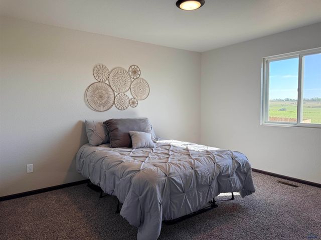 4234 LODI LN, Rapid City, SD 57703
