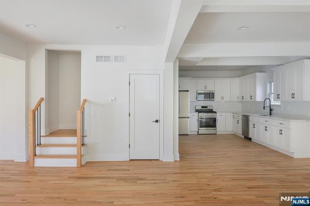 287 Orange Road, Montclair, NJ 07042