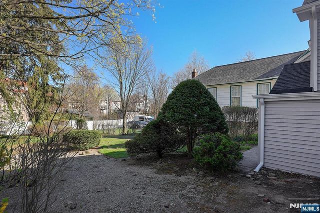 287 Orange Road, Montclair, NJ 07042