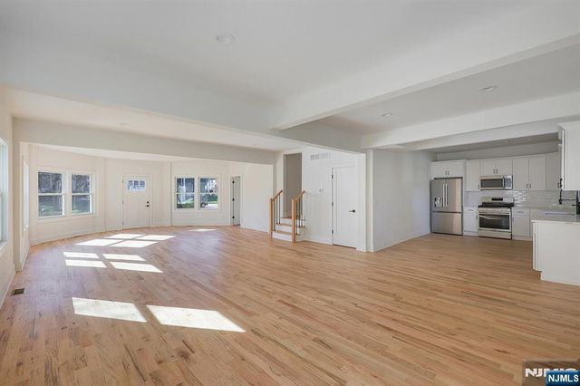 287 Orange Road, Montclair, NJ 07042