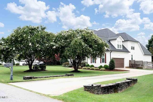 3908 Autumn Creek Drive, Fuquay Varina, NC 27526
