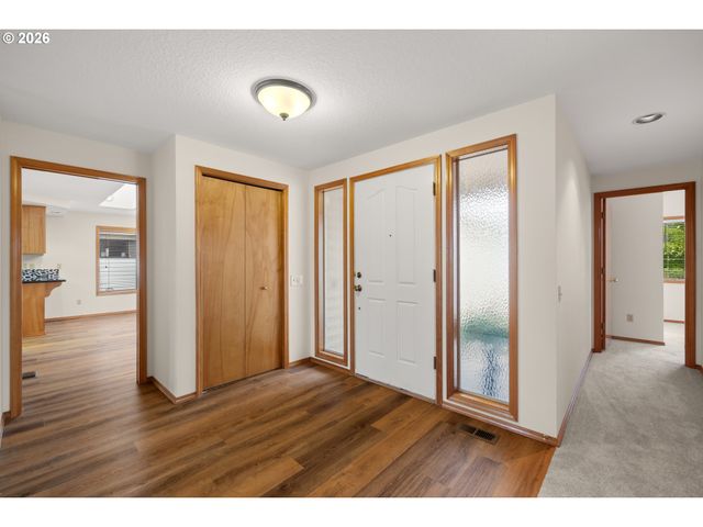 15134 Ne SUMMERPLACE Dr, Portland, OR 97230