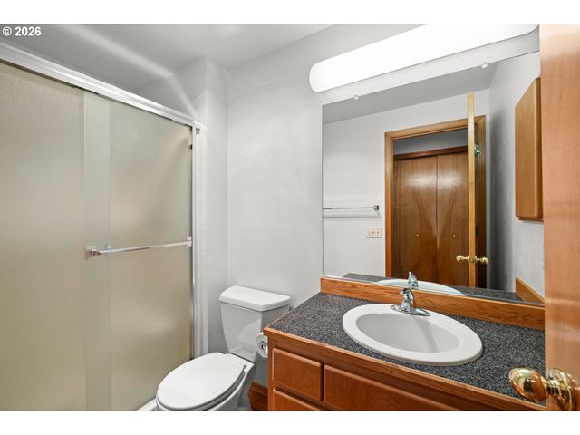 15134 Ne SUMMERPLACE Dr, Portland, OR 97230