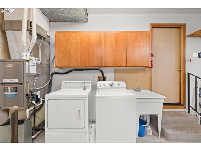 15134 Ne SUMMERPLACE Dr, Portland, OR 97230