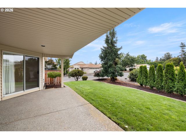 15134 Ne SUMMERPLACE Dr, Portland, OR 97230
